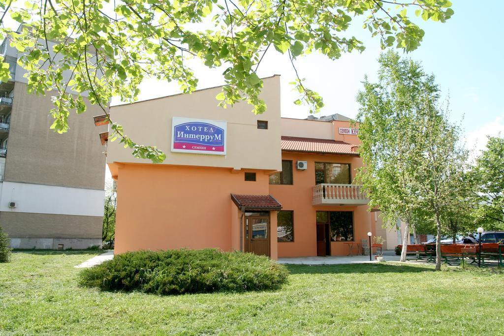 Interrum Hotel Razgrad المظهر الخارجي الصورة