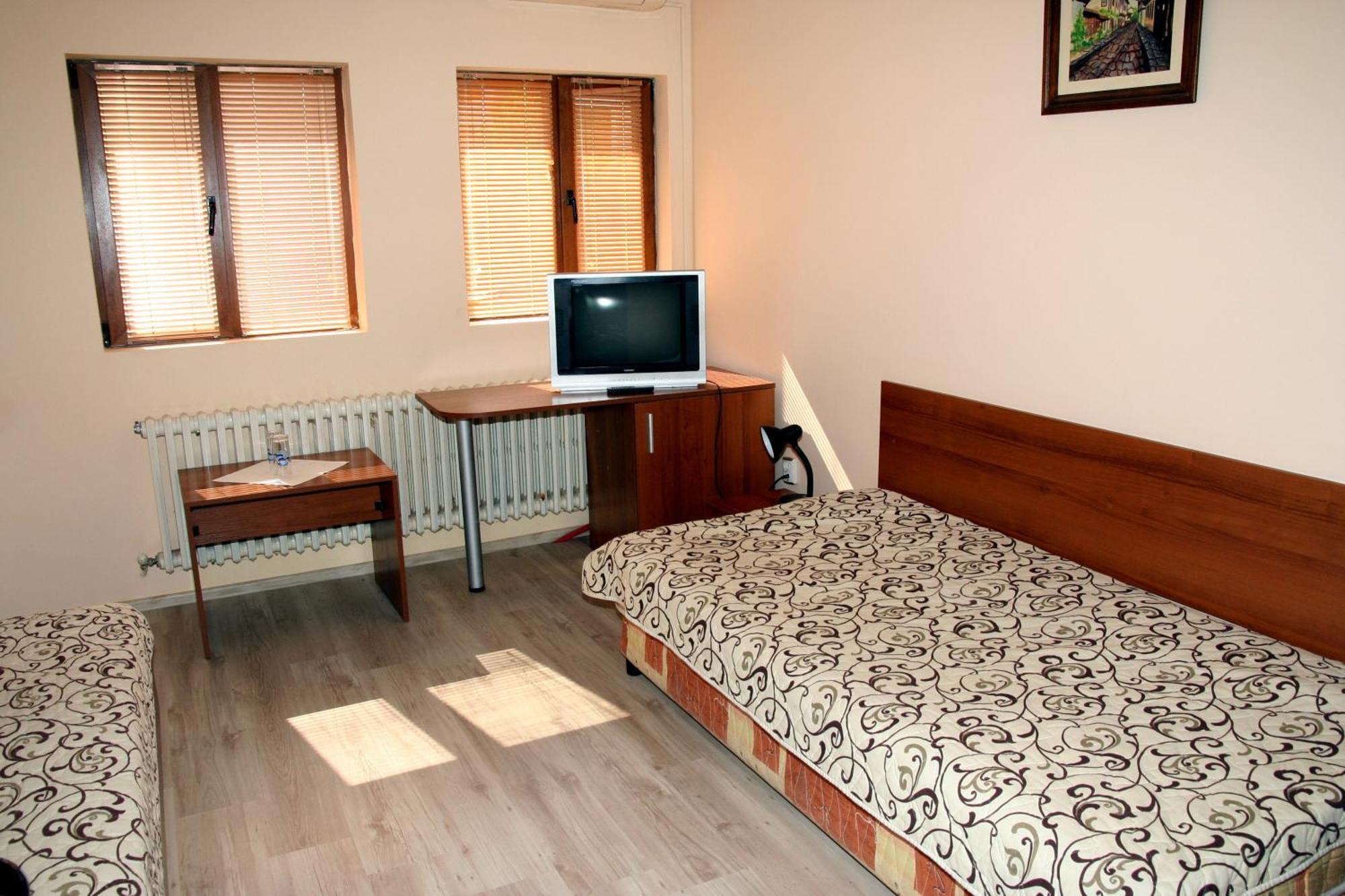 Interrum Hotel Razgrad الغرفة الصورة