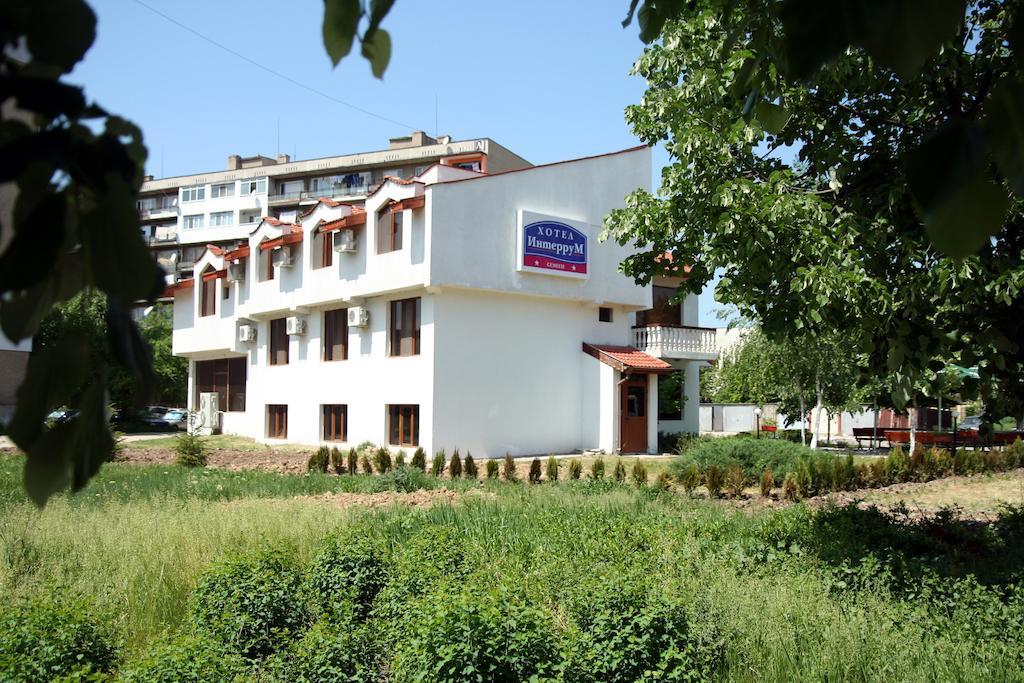Interrum Hotel Razgrad المظهر الخارجي الصورة