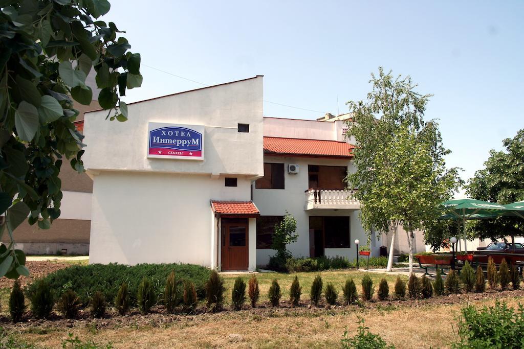 Interrum Hotel Razgrad المظهر الخارجي الصورة
