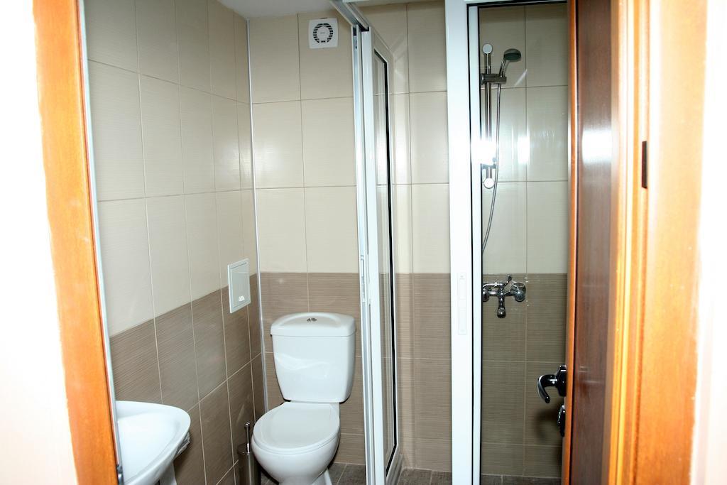 Interrum Hotel Razgrad الغرفة الصورة